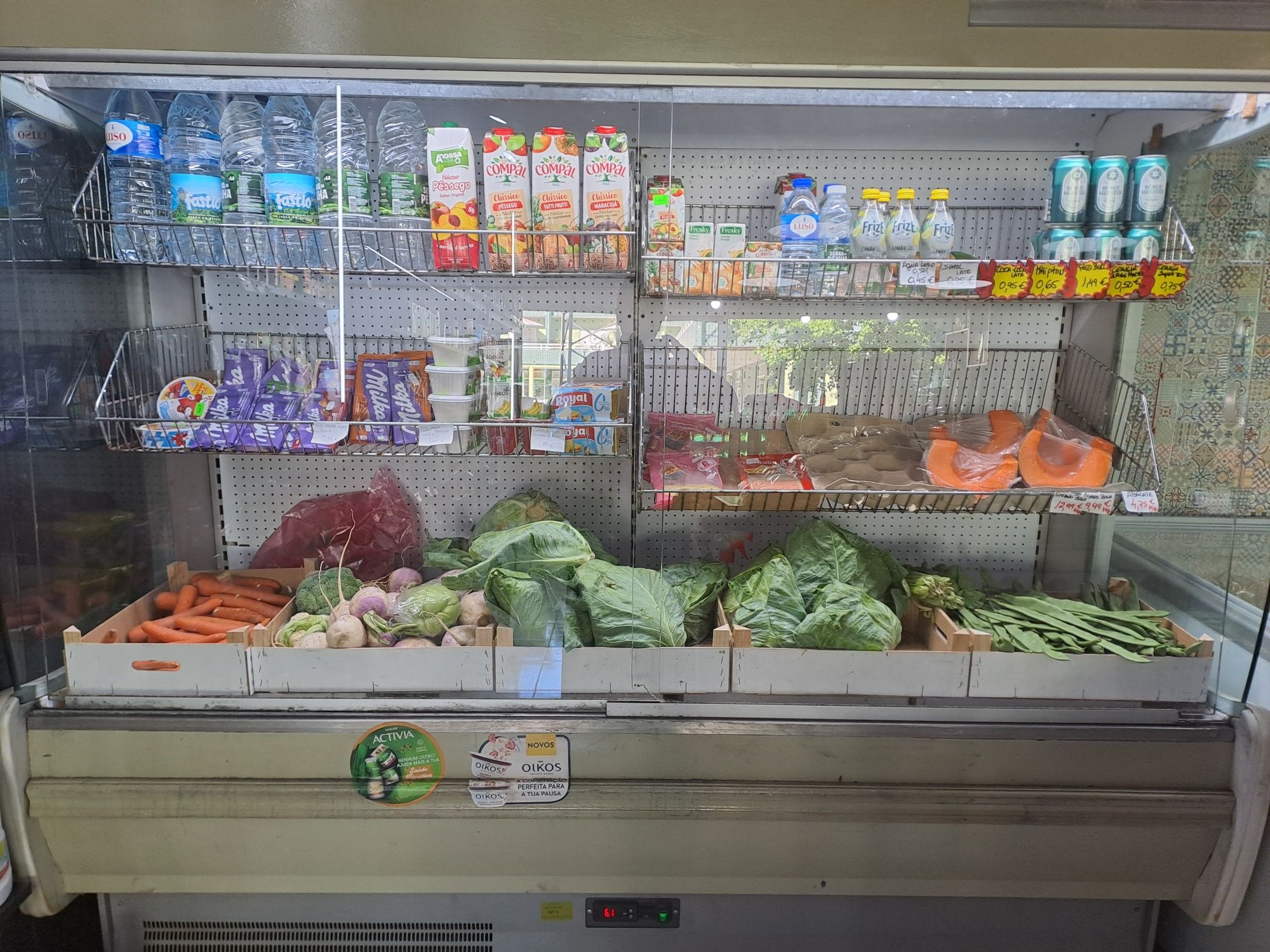 Vitrine refrigerada