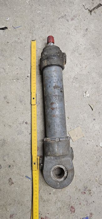 Siłownik hydrauliczny