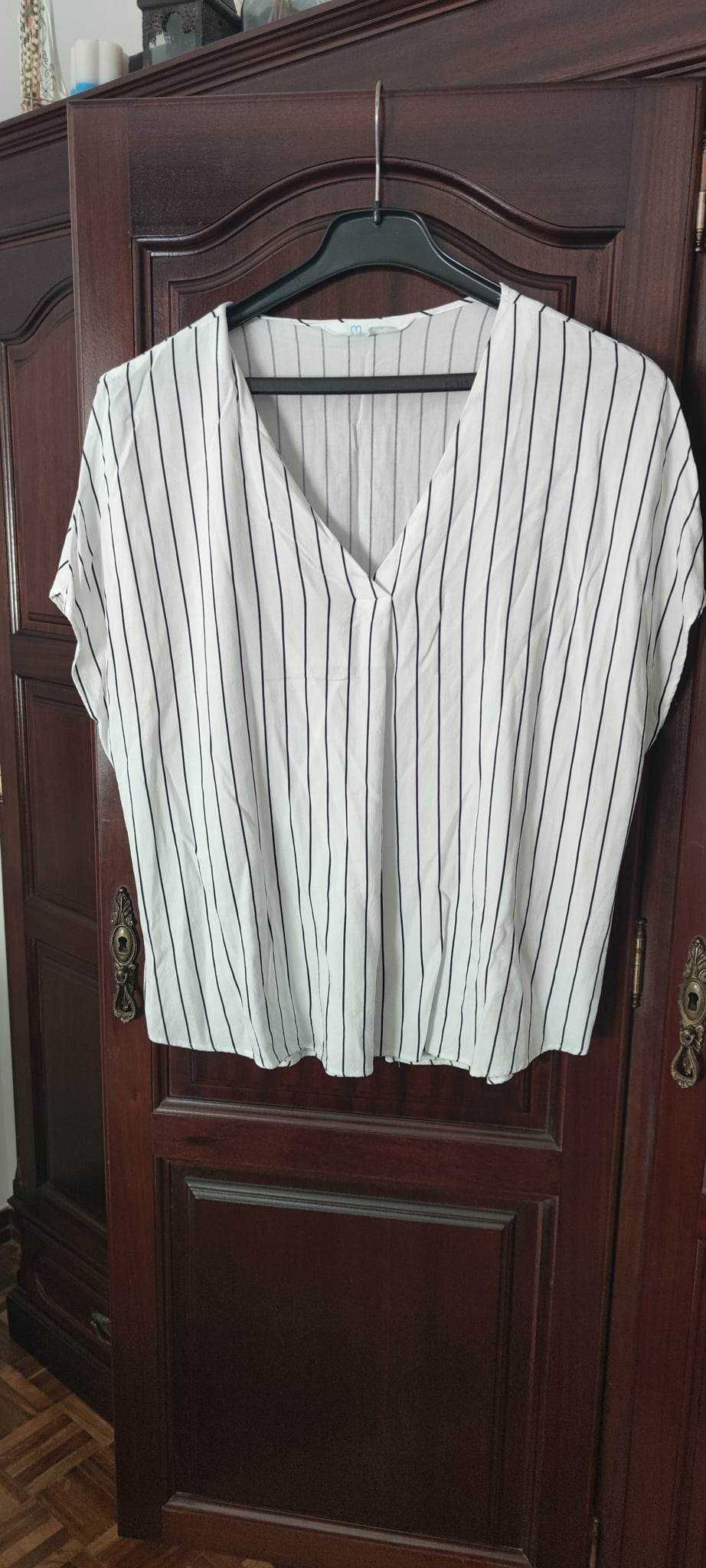 Blusa branca com riscas Azuis T46 (usada 1 vez)