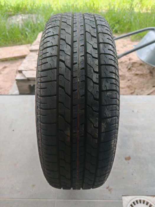 Opona Bridgestone B390KZ 195/60R15 88V + felga stalowa