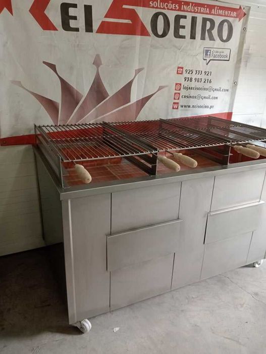 CHURRASQUEIRA INOX A CARVÃO (1500x900x950mm) - Valor c/ IVA