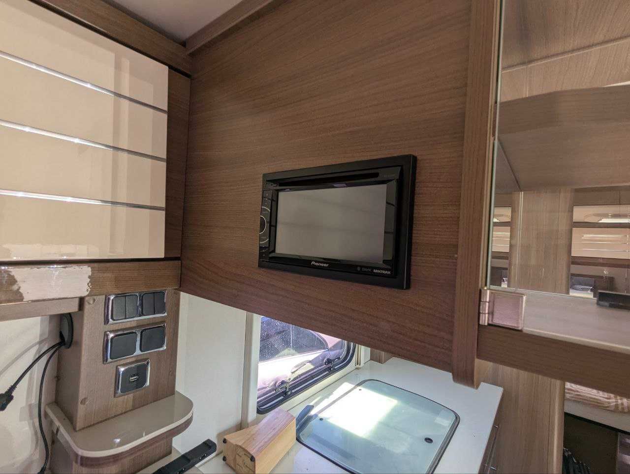 Продається Caravelair Sublim S 2014, автобудинок.