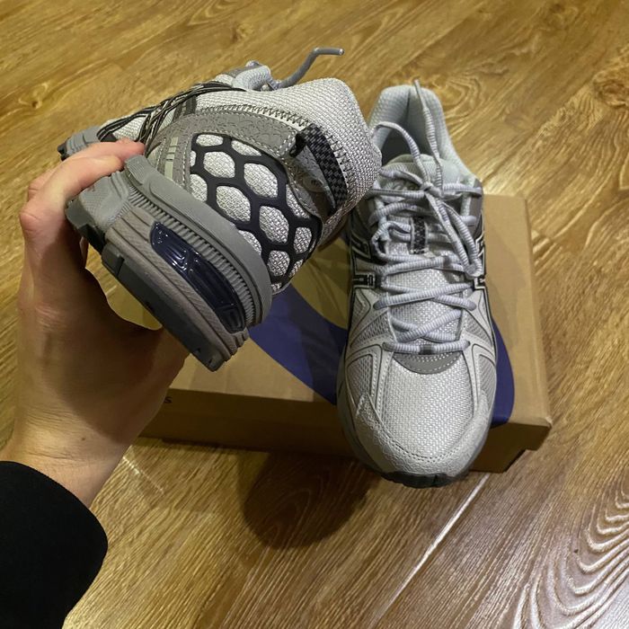 Кросівки ASICS Gel-Kahana 8