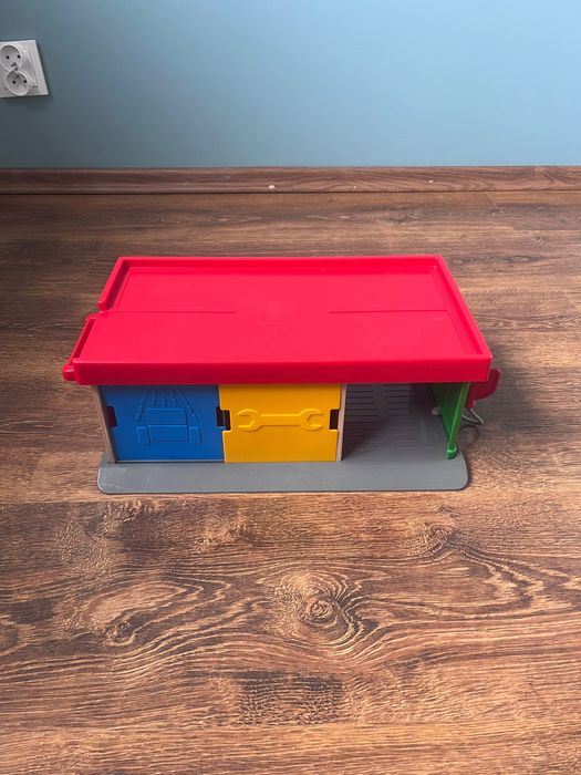 Warsztat drewniany dla dzieci z akcesoriami + silnik + garaż z autkiem