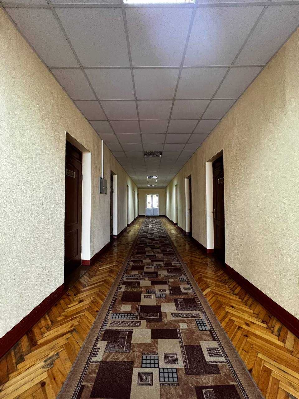 Здається в оренду офісне приміщення 15.2 м². В Центрі міста!