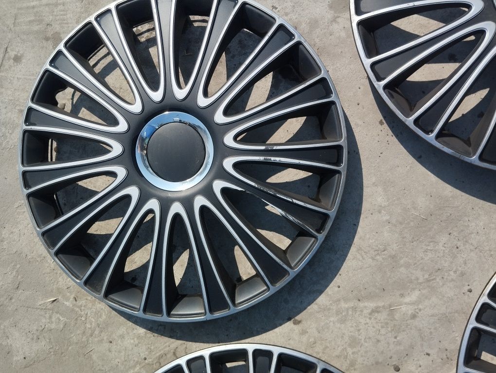 Автомобільні Ковпаки R16
