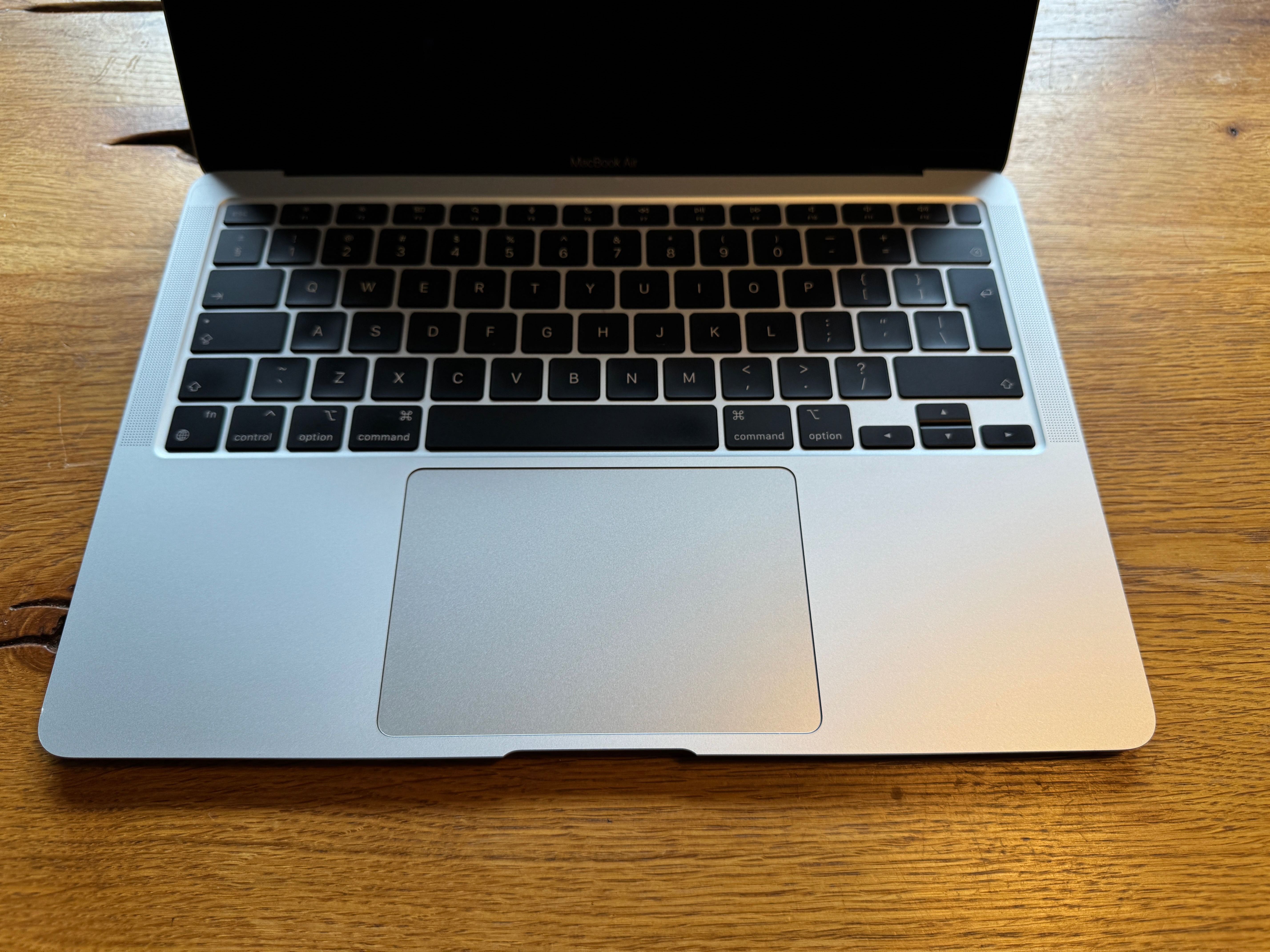 MacBook Air M1 2020/16GB/512GB/srebny