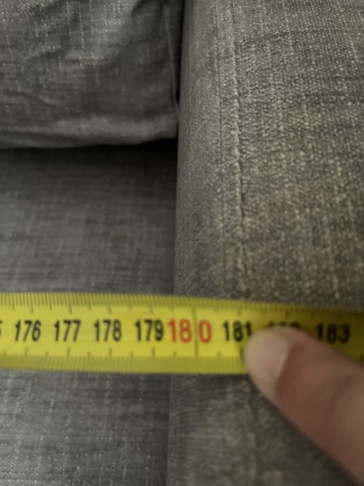 Sofa com chaise longue