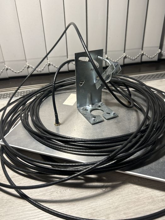Antena LTE-A / 4G 17 dBi MIMO SMA + 10 m kabla