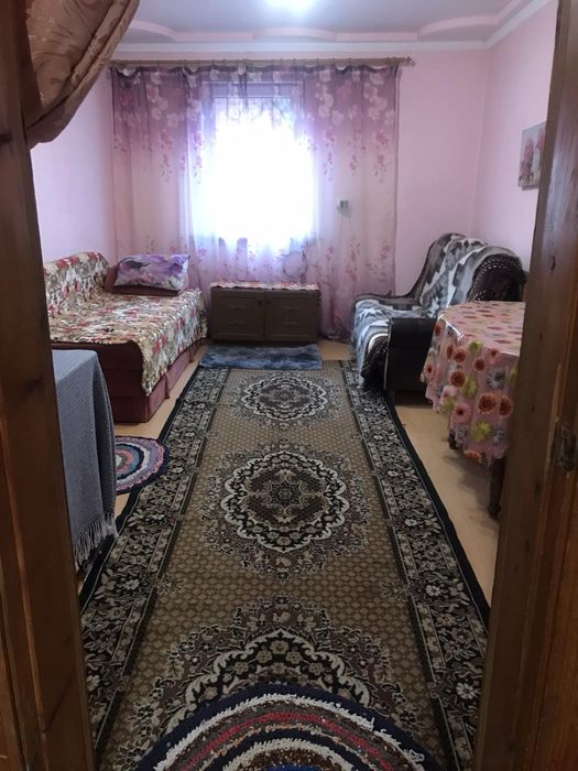 Здається затишний будиночок в Карпатах