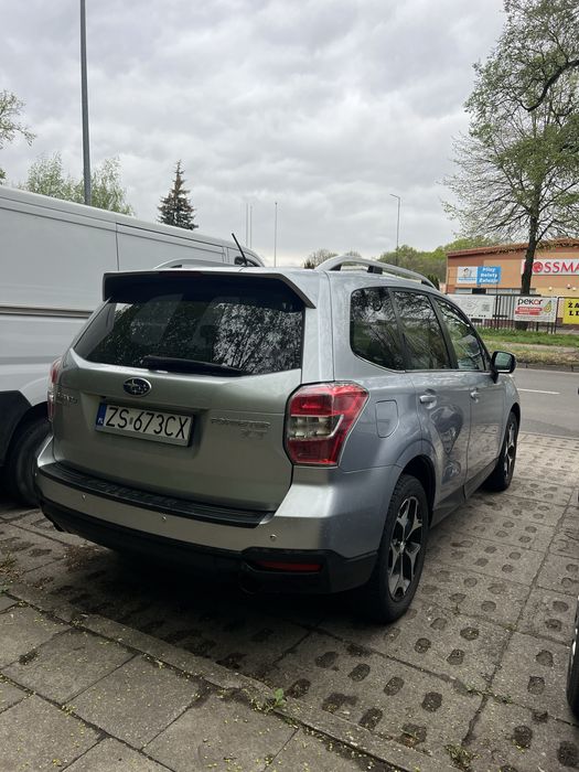 Subaru Forester XT Platinum 2.0t 241km Salon Polska