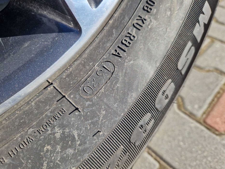 Koła felgi  auminiowe Jeep Cherokee WK2 opony LATO 265/60R18 5x127