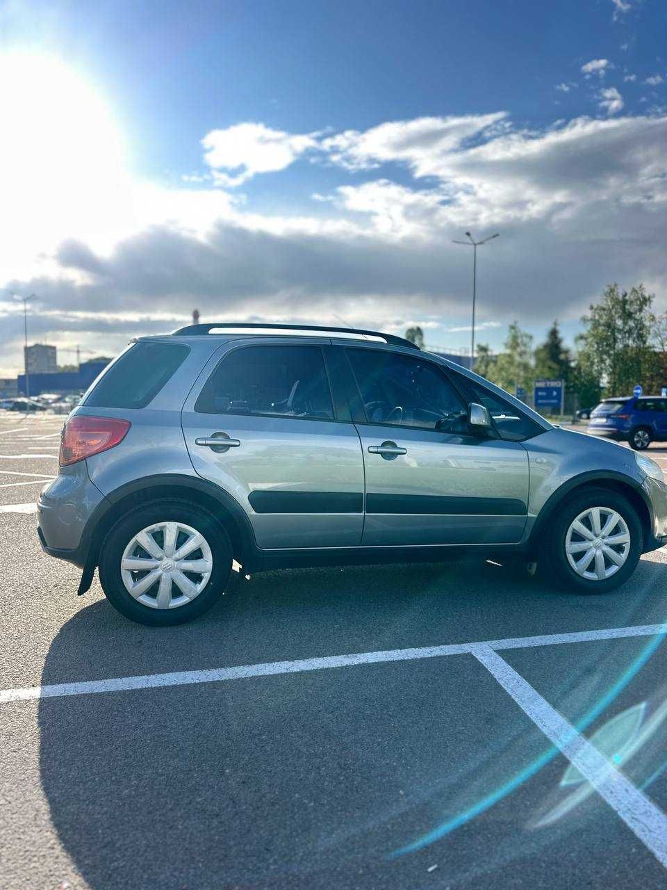 ПРОДАМ Suzuki SX4 2014