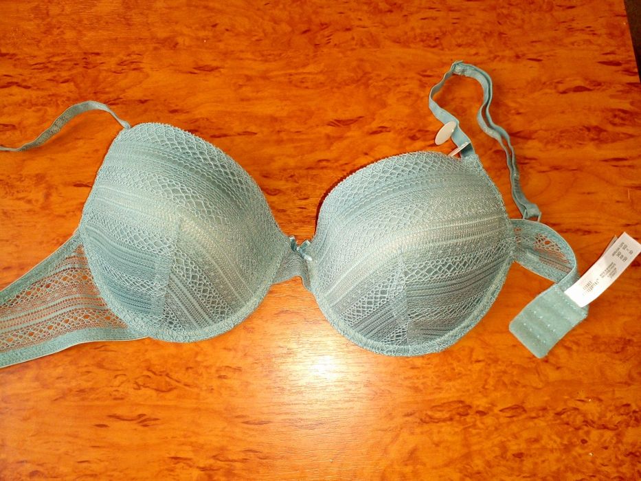 Очень красивый бюстгалтер Примарк.