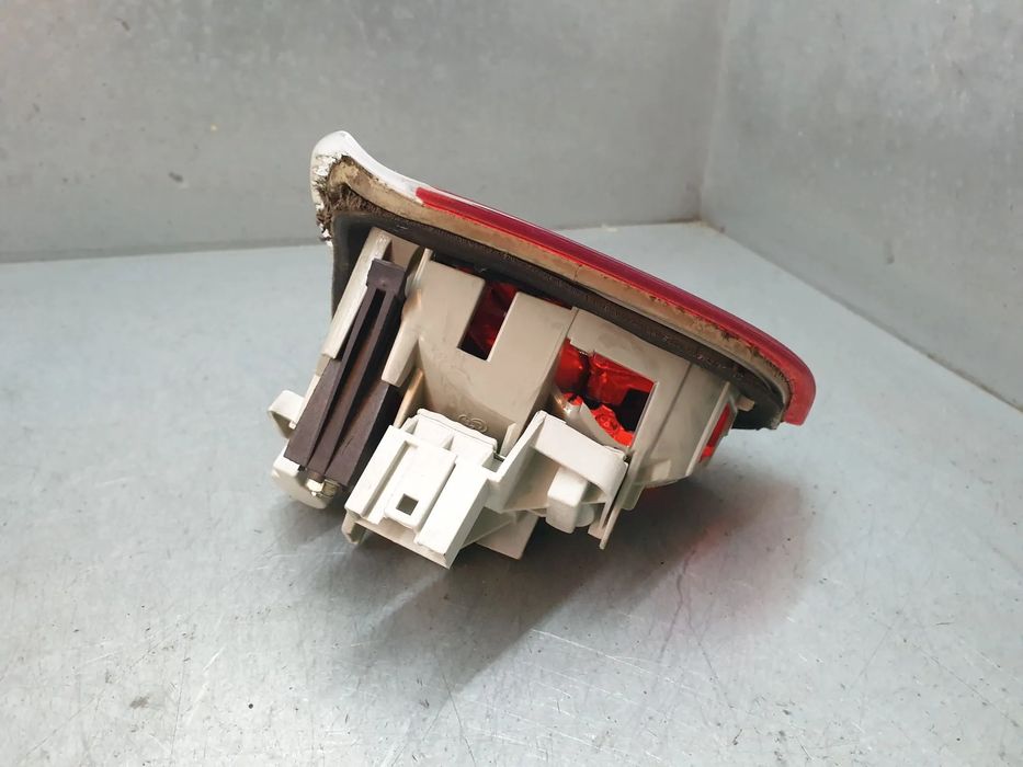 Farolim da mala direito BMW 3 (E90)