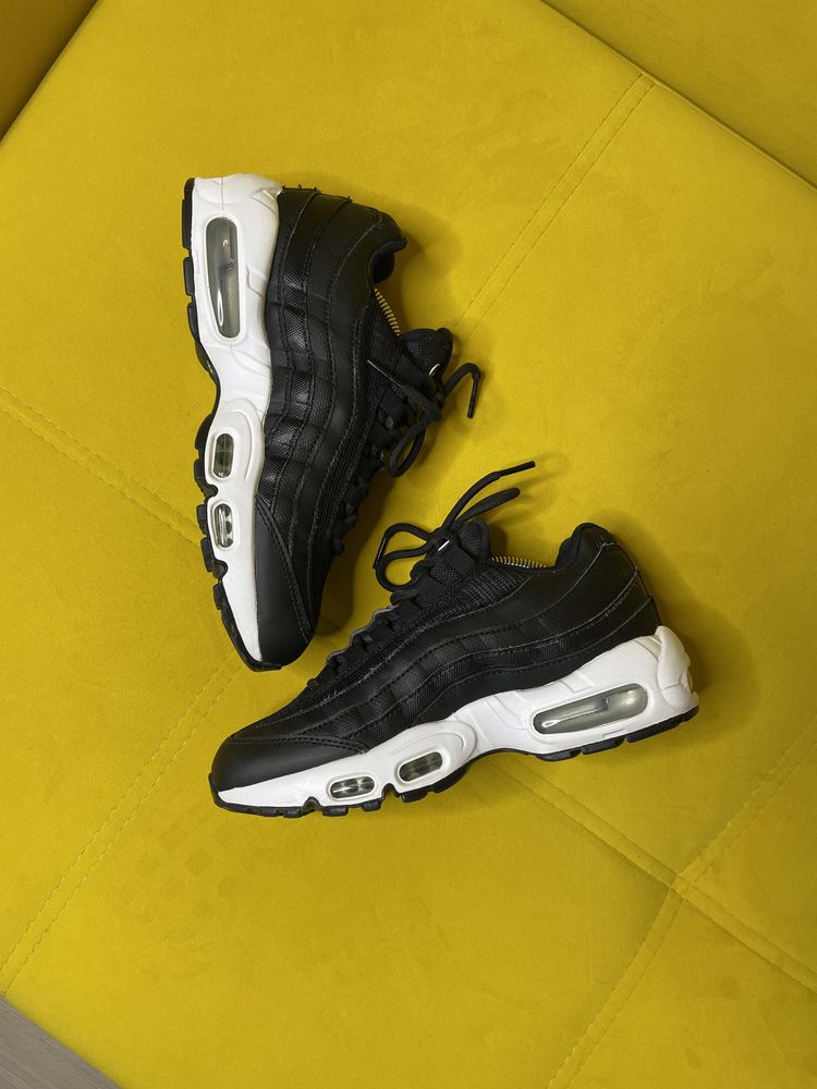 Кроссовки Nike Air Max 95 SE