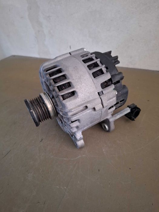 Alternator 2.0 tdi vw transporter t5 10-16r