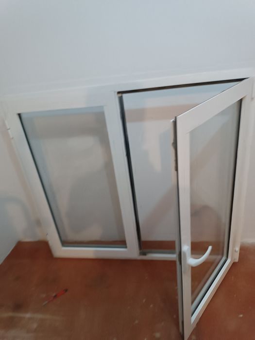 Janela de alumínio vidro duplo  160€