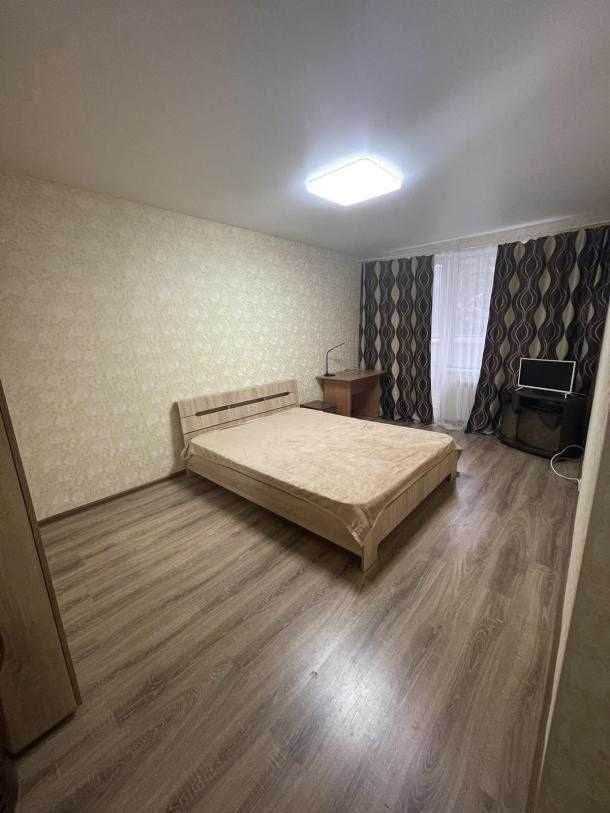 Продам 1-комнатную квартиру, метро Академика Барабашова