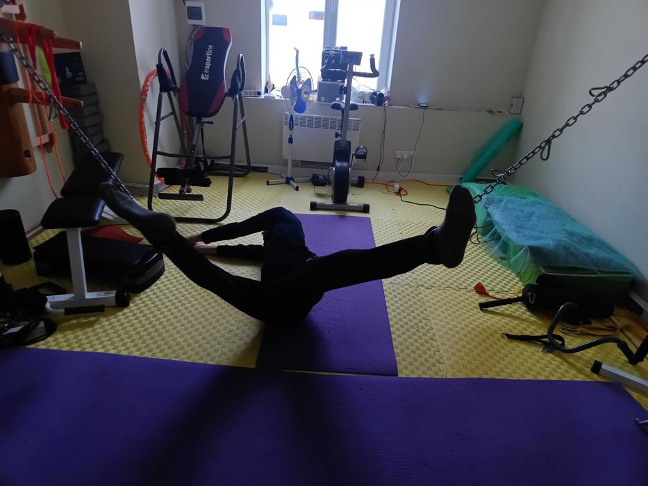 Лікування спини, попереку, суглобів  без операцій (кінезіотерапія)