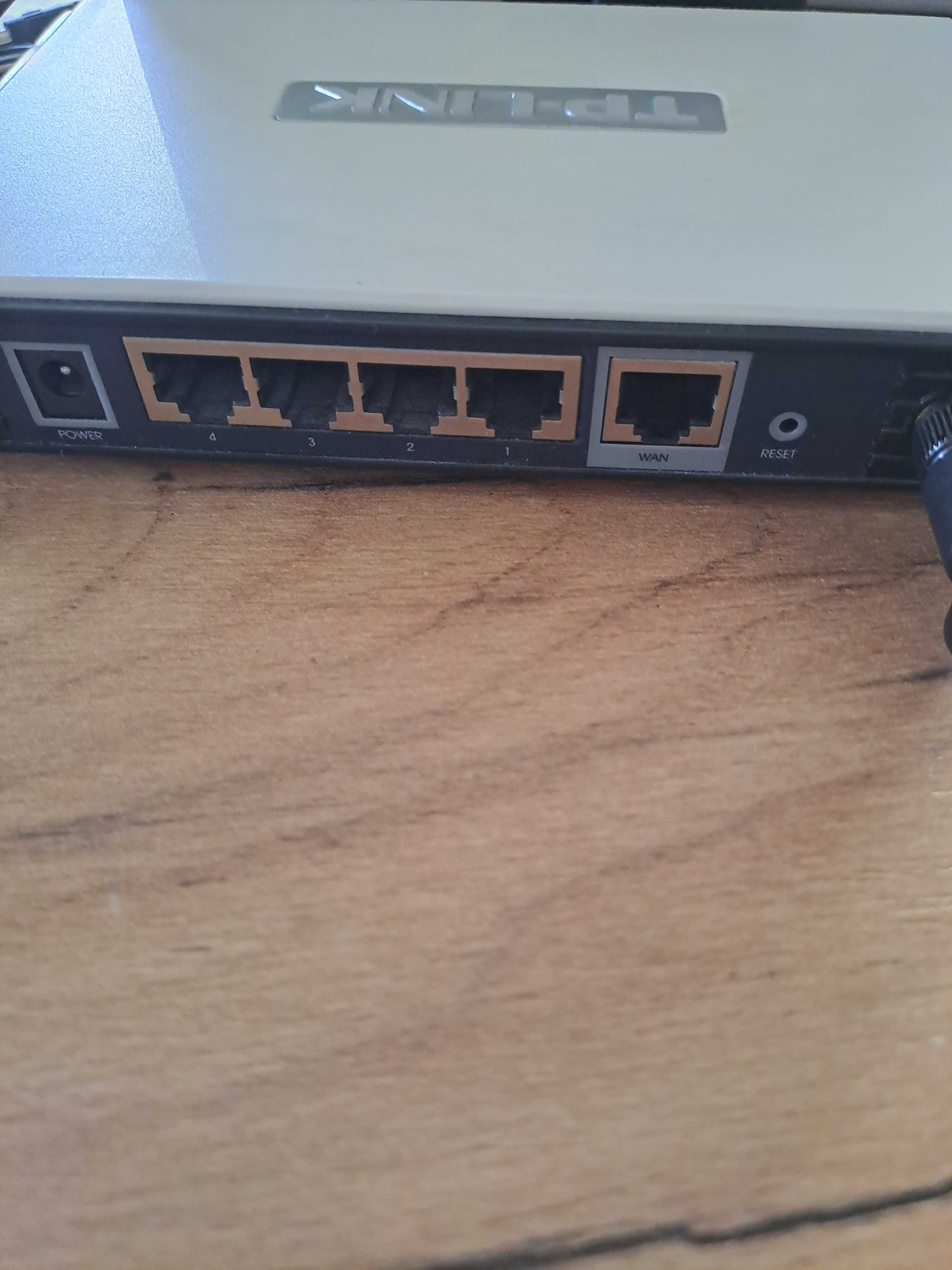 Router TP-LINK TL-WR7 4ON jak nowy