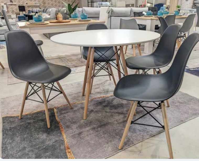 Liquidação de Mesa de Jantar + 4 Cadeiras, Portes Grátis