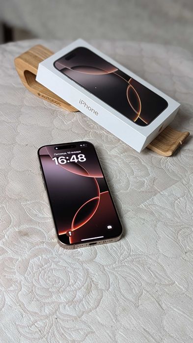 iPhone 16 Pro Desert Titanium Neverlock