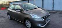 Peugeot 208 Samochód marki Peugeot 208 Hatchback 5 drzwiowy 1,2