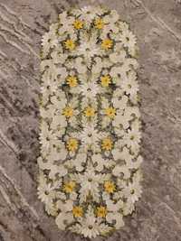 Декоративна серветка-доріжка раннер з вишивкою ришельє