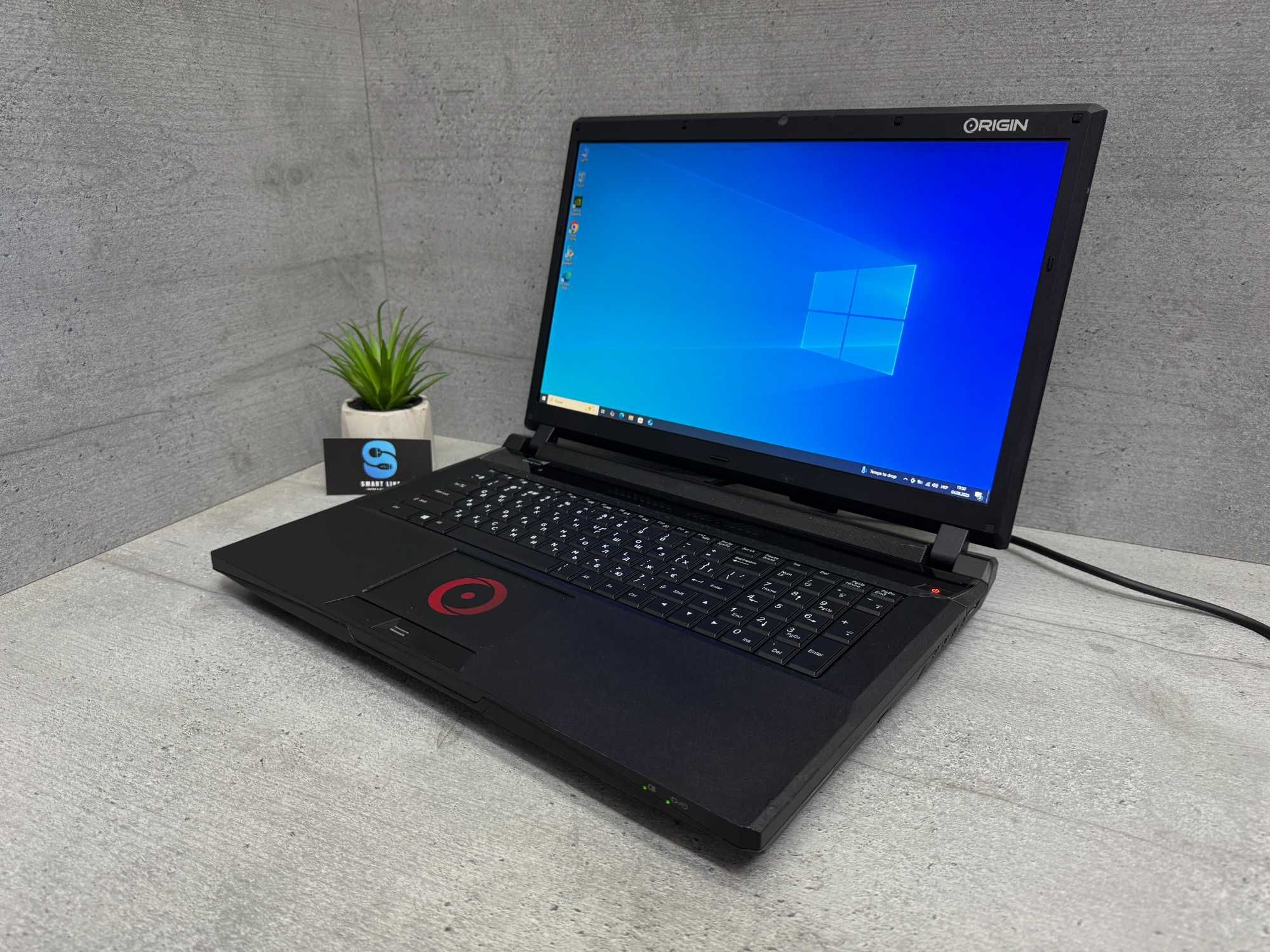 Мультимедійний ноутбук Origin EON17-S/17.3/i7-4900MQ/GeForce/256gb ssd