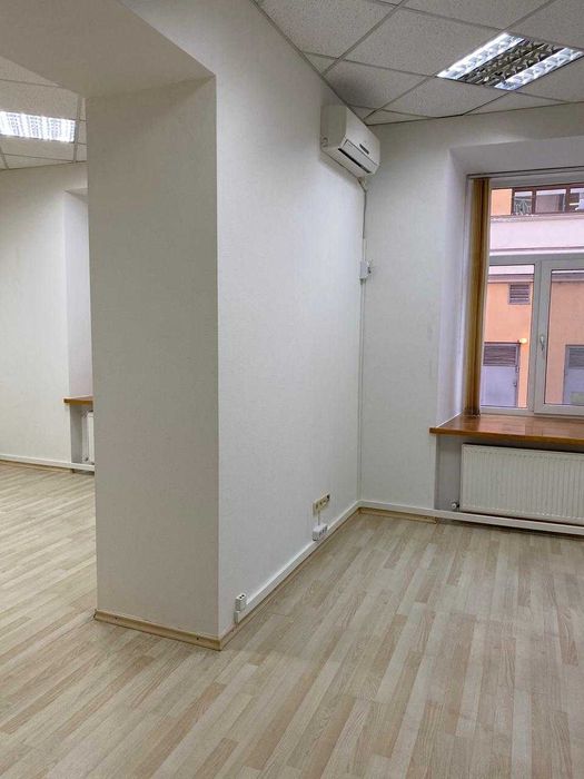 Офис 9 отдельных кабинетов 215 м2 пер Чайковского