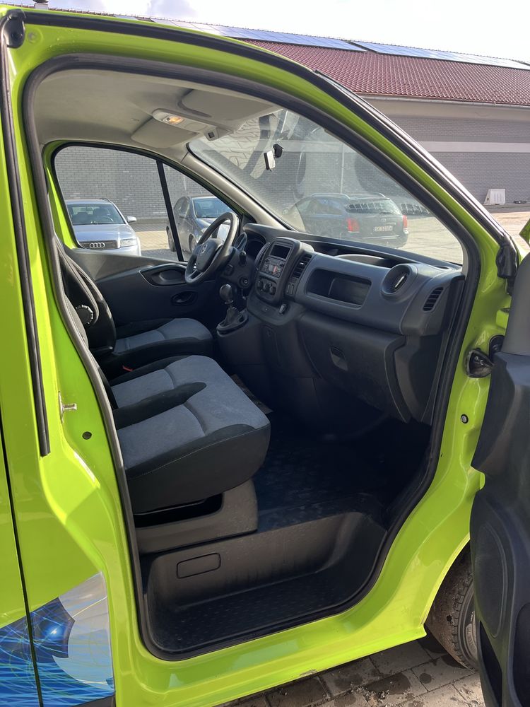 Vivaro bus blaszak