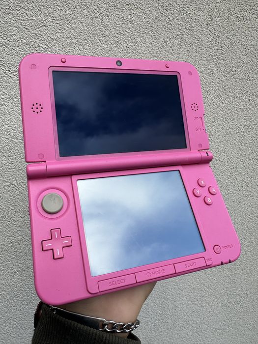Nintendo 3DS XL Rosa (128Gb, 300+ Jogos)