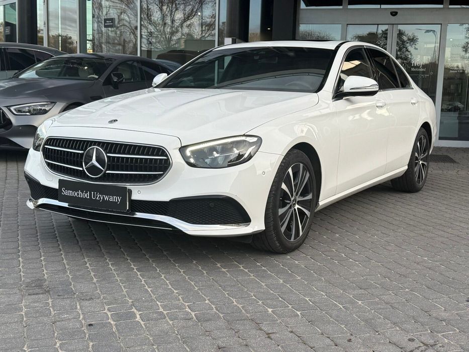 Mercedes-Benz Klasa E 220d 4Matic Avantgarde Szyberdach I rej 2021 FV23%