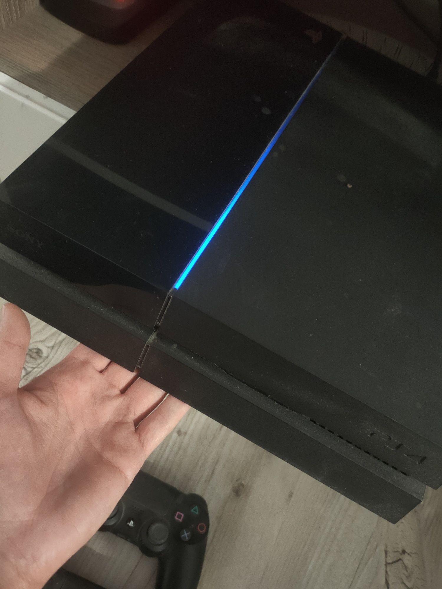 Konsola PS4 pady i gry