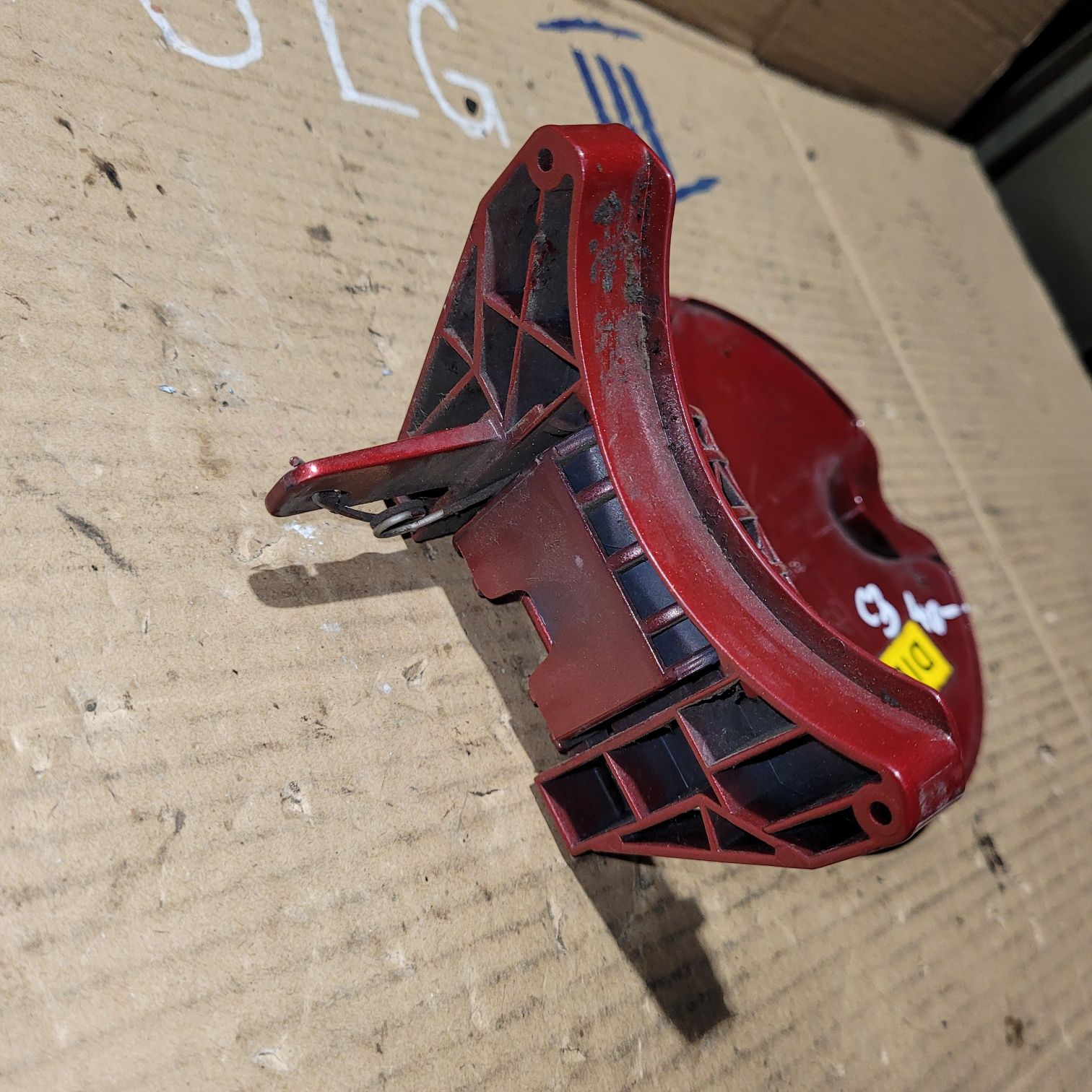 Klapka wlewu paliwa citroen C3 kod lakieru EKQD 2004r
