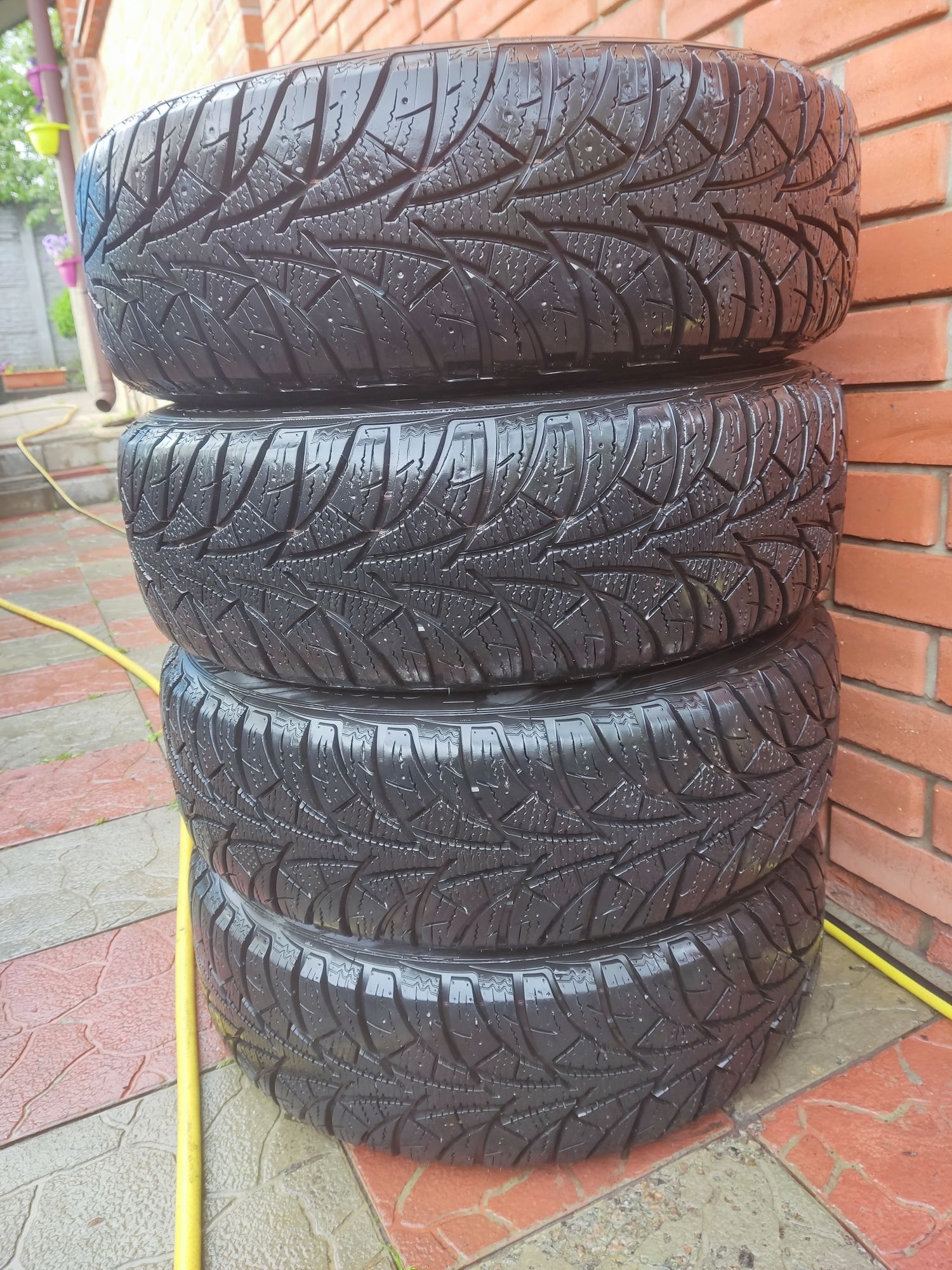 Резина 205/65/ 15 rosava snowgard