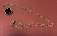 Wisiorek różowe złoto w stylu Van Cleef & Arpels