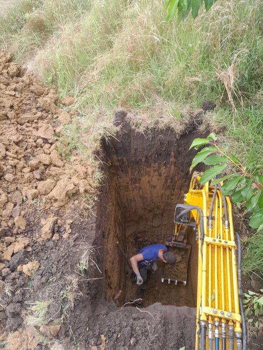 Бетонні кільца та кришкі