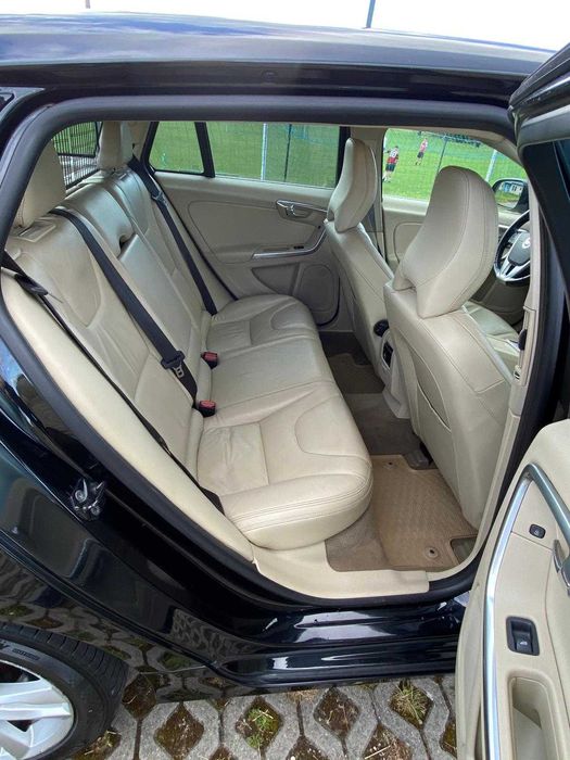 Volvo V60 D3 Momentum