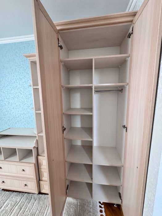 Продам якісні меблі в дитячу з МДФ