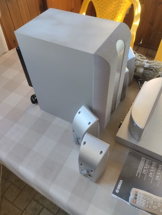 Домашний кинотеатр Yamaha S-300.