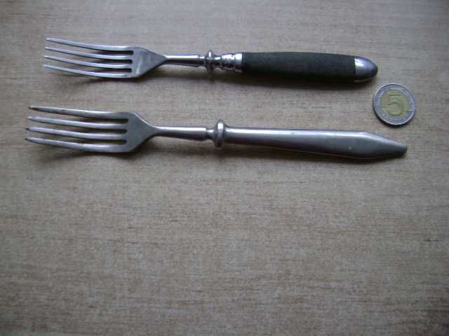 Starocie z PRL Stare sztućce Gerlach? Zestaw 2 widelce kolekcjonerskie