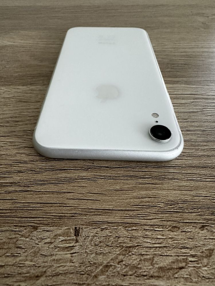 Iphone XR biały, zadbany, nienaprawiany