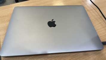 MacBook Air 13 2019 i5 8/256