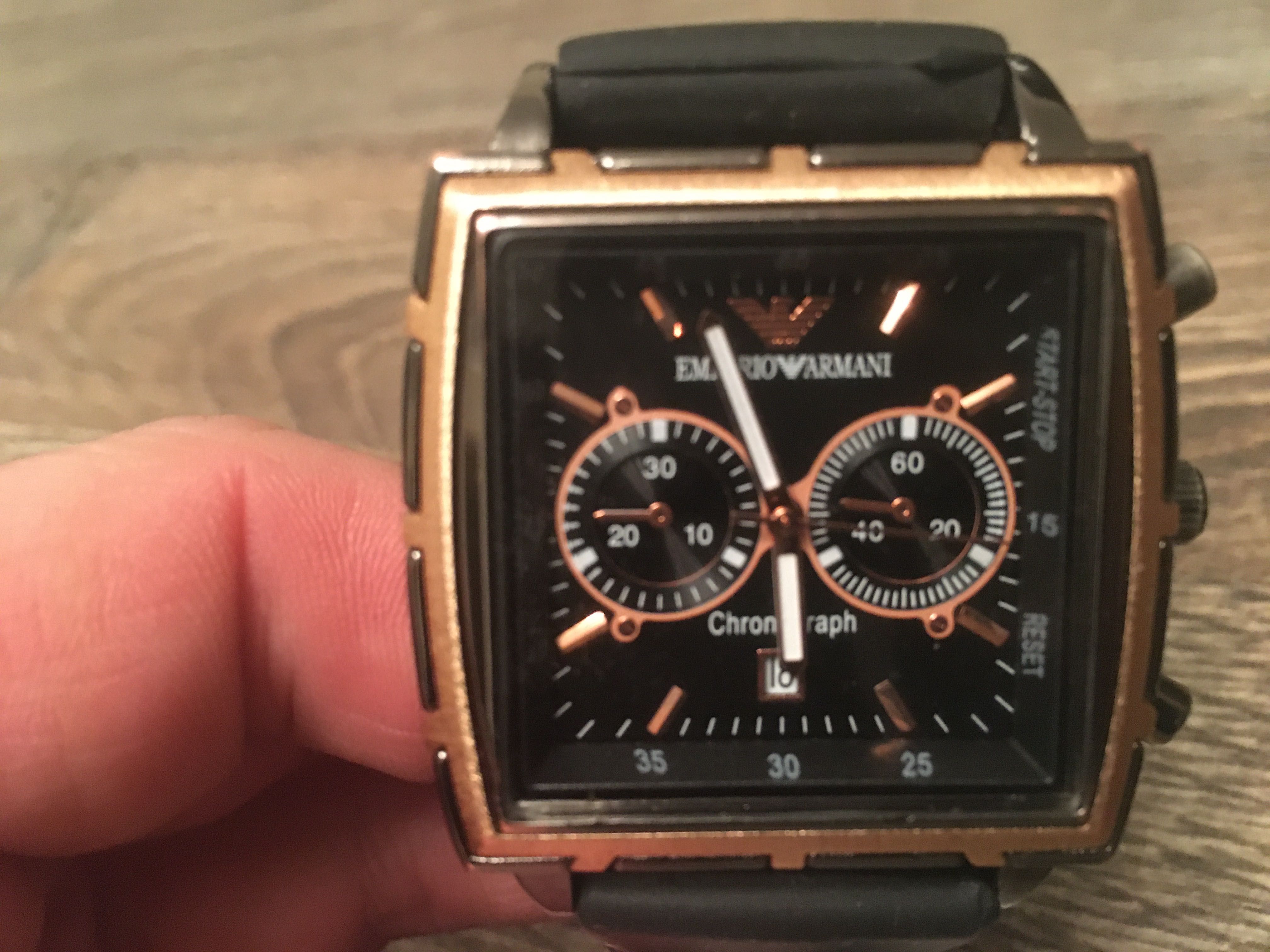 Kwadratowy Zegarek Giorgio Armani