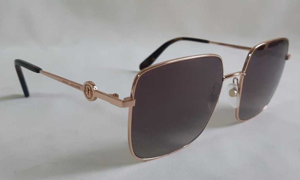 Солнцезащитные очки Mark Jacobs 654/S