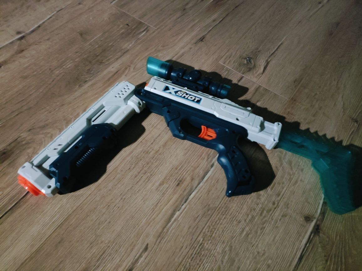 Pistolet- x-shot