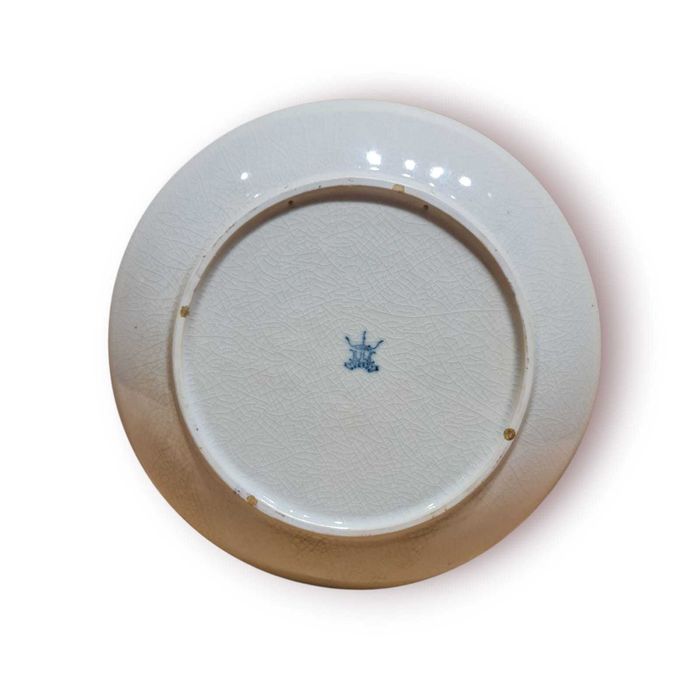 Prato Faiança Antigo – Decoração Heráldica Dourada e Azul-Cobalto