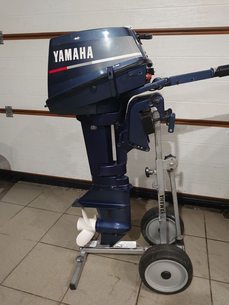 Yamaha 6 / 8  лодочний мотор